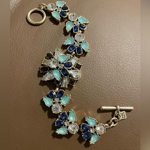 "Beautiful" says @onewingcanary